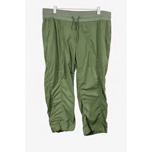 The North Face Aphrodite 2.0 Capris Womens XL Olive Hiking Gorpcore